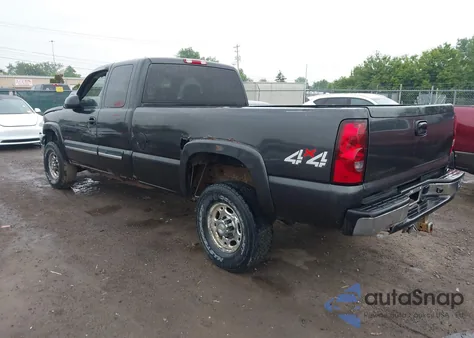 2004 Chevrolet Silverado K2500 Heavy Duty z USA, uszkodzony, nr VIN 1GCHK29U34E230218